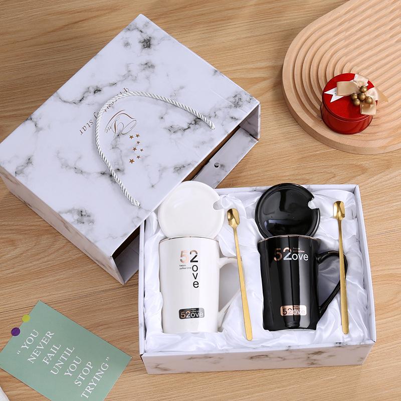 Elegant Golden Ceramic Coffee Mug Set, 400ml His and Hers Cups with Lids for Wedding Gifts Couples, Anniversary Present Idea