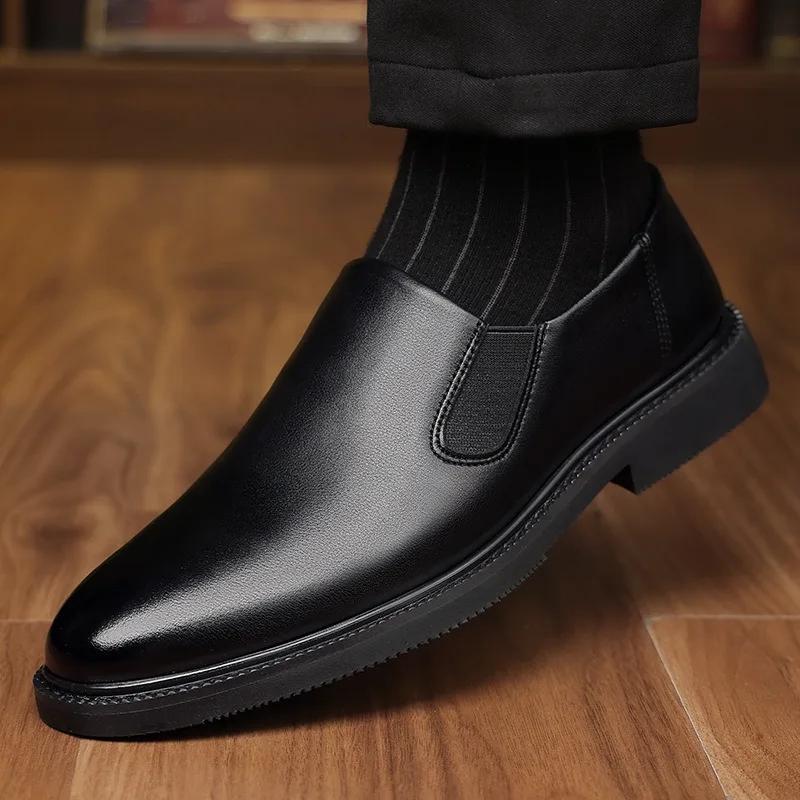 FashionDesigner Новые мужские мокасины весна-осень модные нескользящие дышащие туфли мужские легкие черные повседневные мужские кожаные туфли