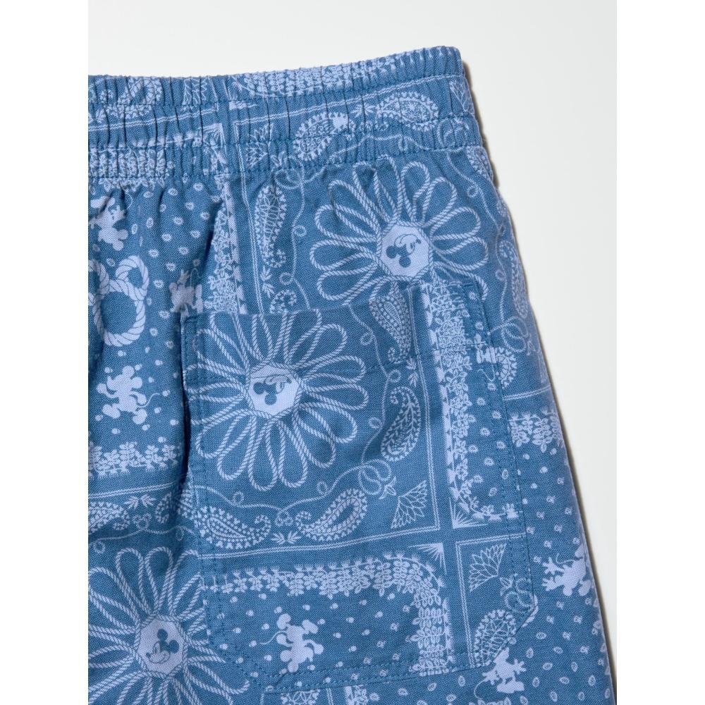 Uniqlo Дисней в синих шортах