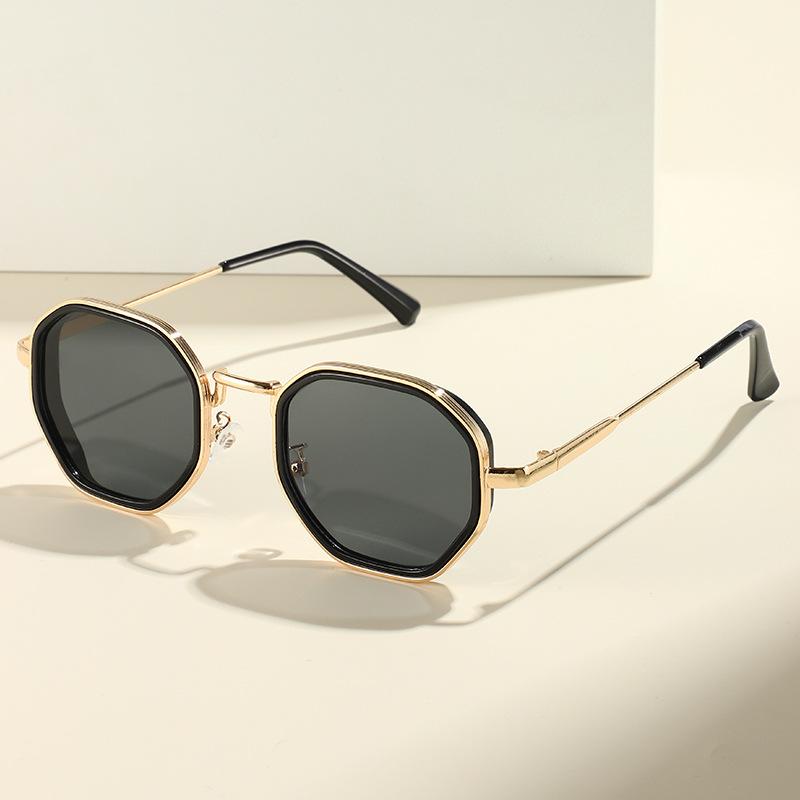 Exclusive for new steampunk sunglasses men's high sense European and American metal polygon trend cross
