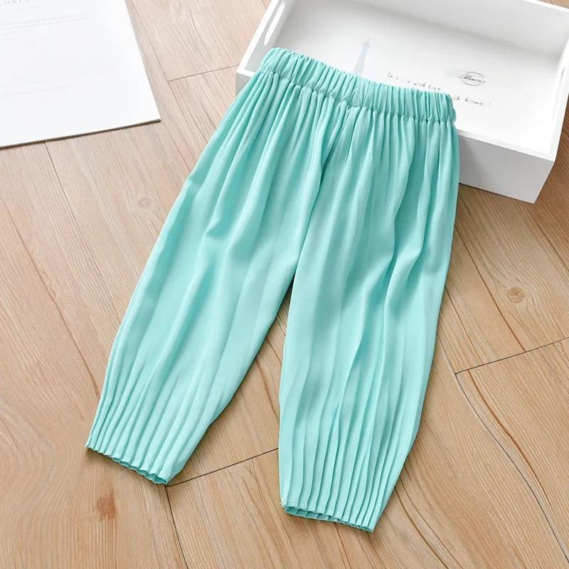 Детские летние брюки, милые плиссированные шифоновые брюки, повседневные свободные тонкие восьмиточечные брюки для девочек
