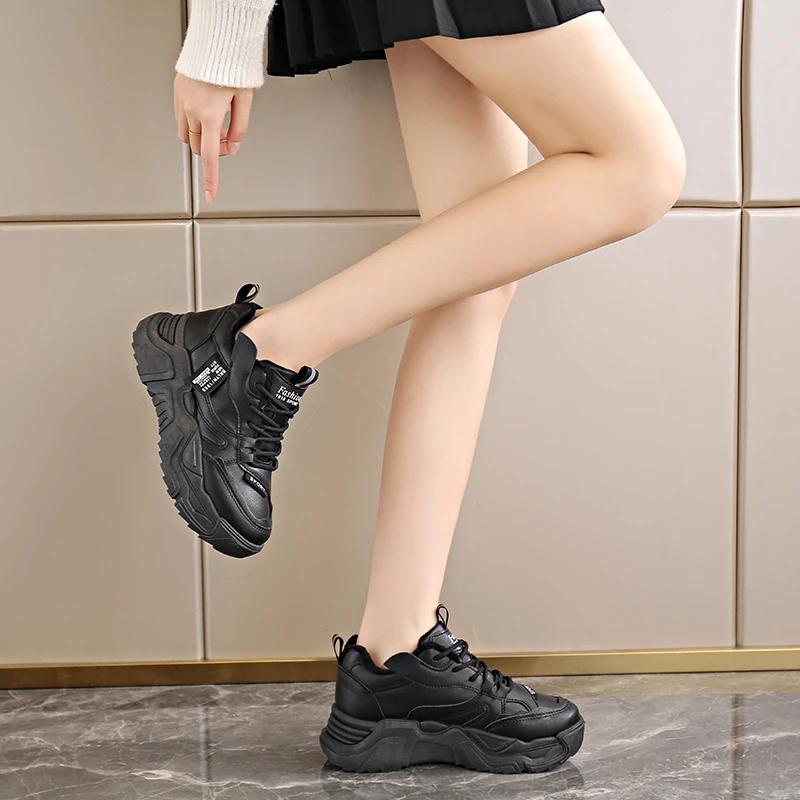 Мода 2024 осень мода новые повседневные легкие универсальные спортивные кроссовки с увеличенной толстой подошвой женские спортивные кроссовки