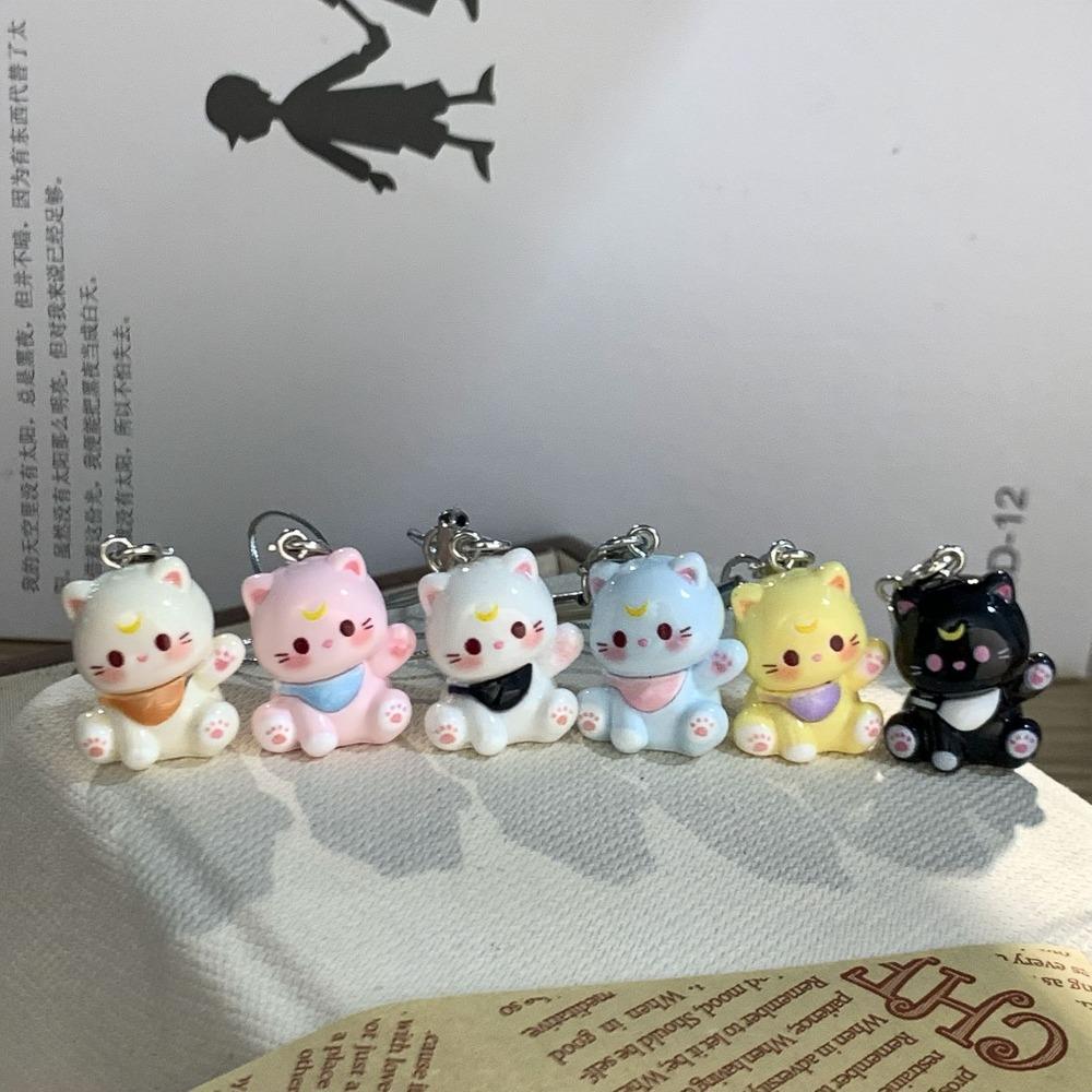 Resin Cute Kitten Pendants DIY Cute Keychain New Waving Cat Keychain  Home Desktop Decoration