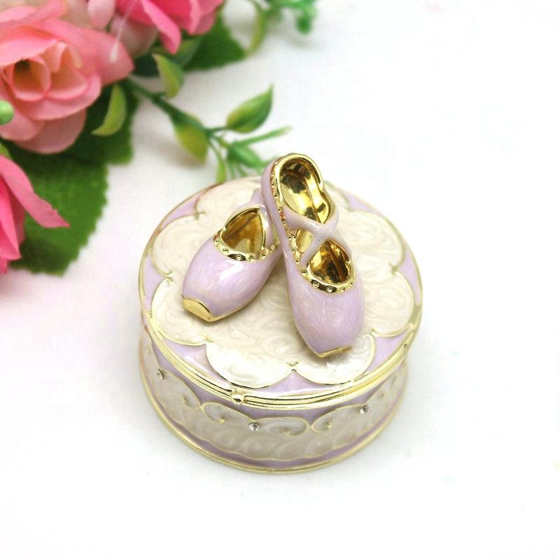 SHINNYGIFTS Enameled Metal Toe Shoes Trinket Box Gift Box for Jewelries Valentine Gift Forever Model SC2022