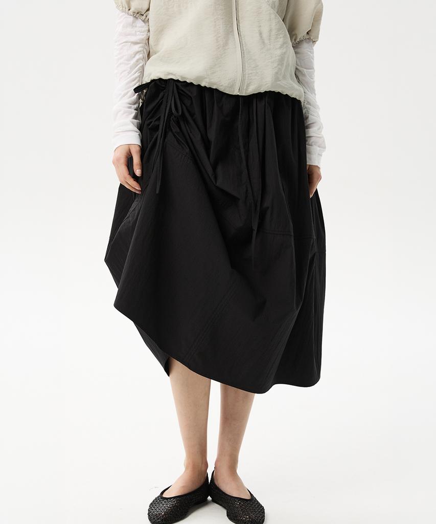 Mid And Row Unbalanced String Flare Skirt (Black)