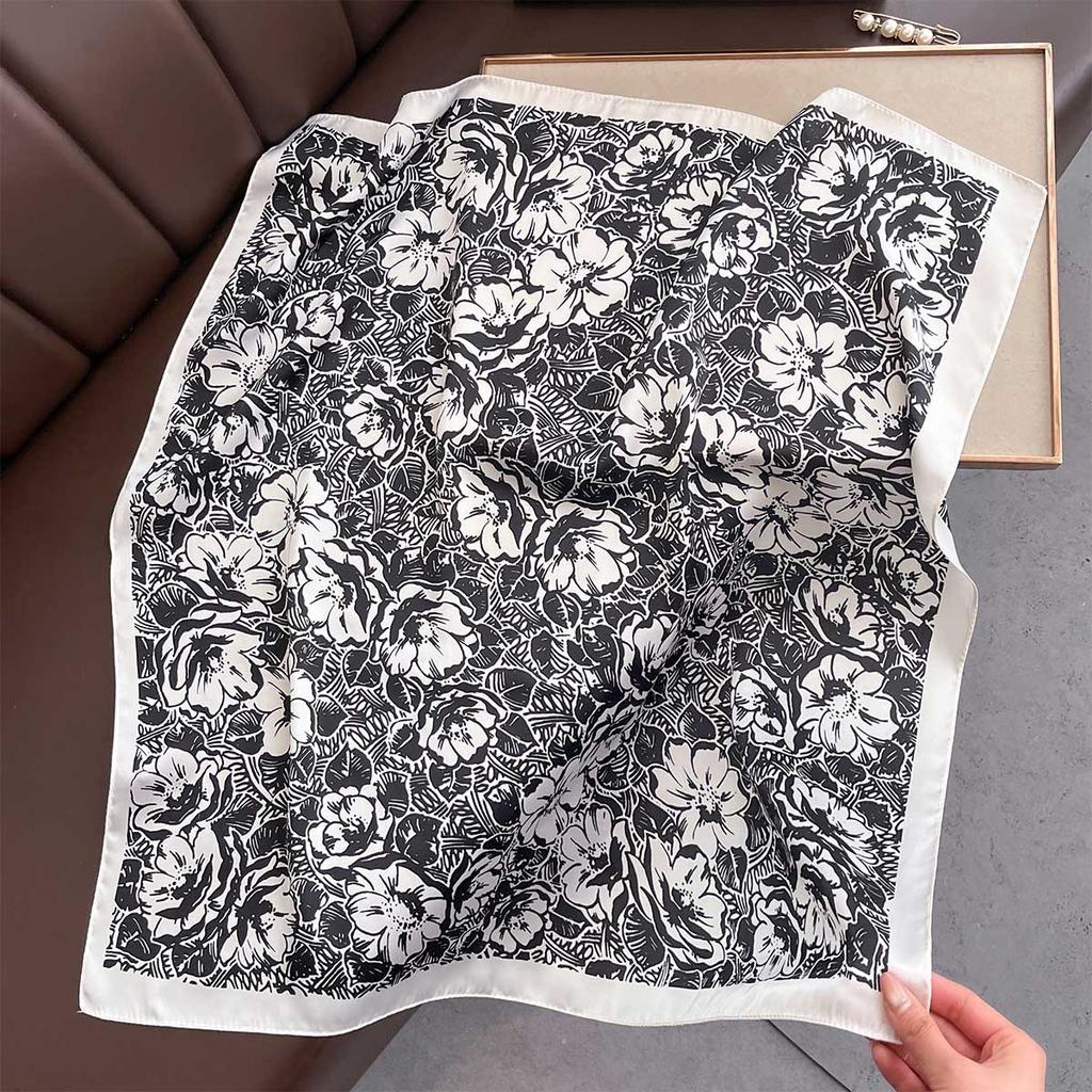 Silk Scarf for Women Fashion Simulated Silk Temperament Scarf Travel Vacation Spring Sunscreen Shawl Decorative Shawl External Scarf