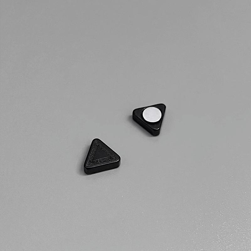 2025 Korean Style Magnetic Non-Piercing Triangle Stud Earrings: Trendy Dark Pattern for Men’s Unique Style
