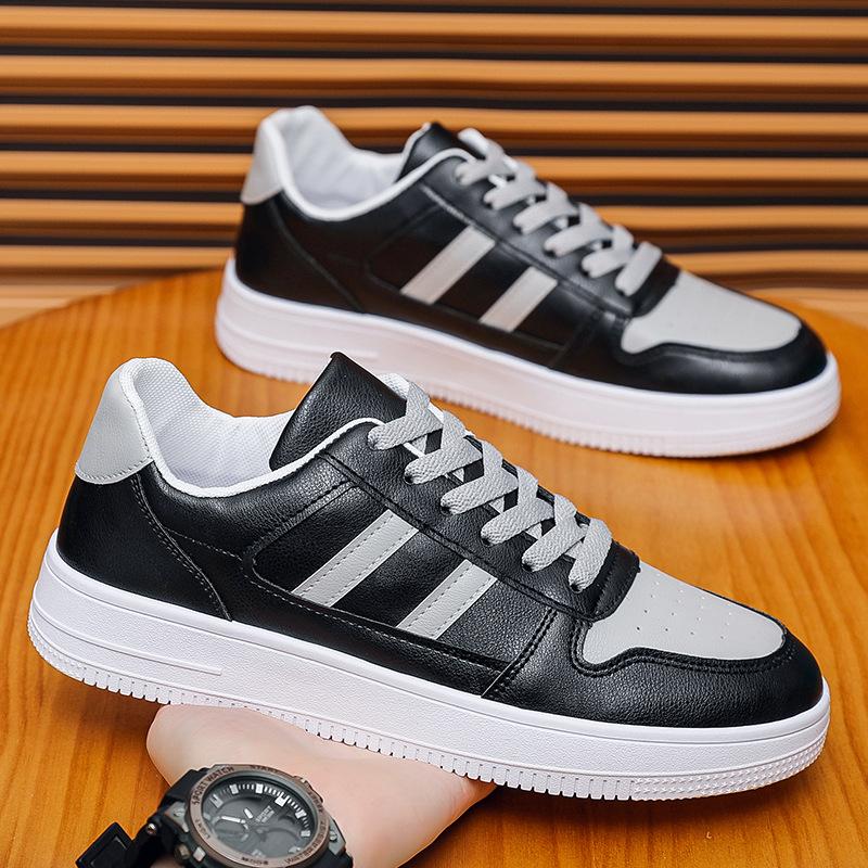 White Shoes for Men's New Trendy Brand Casual Shoes Flat Sole Breathable Sports Soft Sole Korean Style Student Height Enhancement Shoes