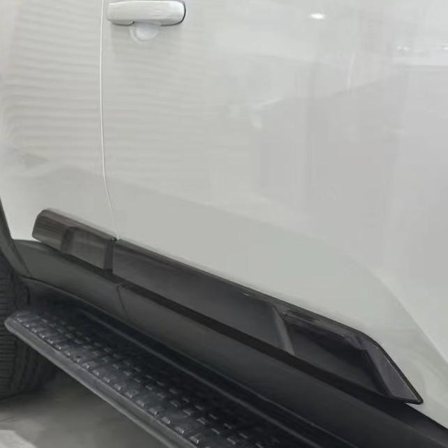 24 Новый обвес кузова Prado: LC250 Защитная полоса от столкновений и царапин на двери