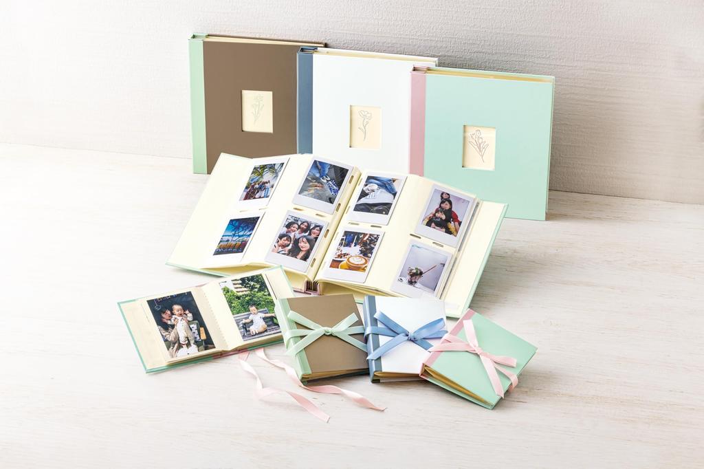 Fujifilm Instax Mini Cheki Album 80 (White/Blue)