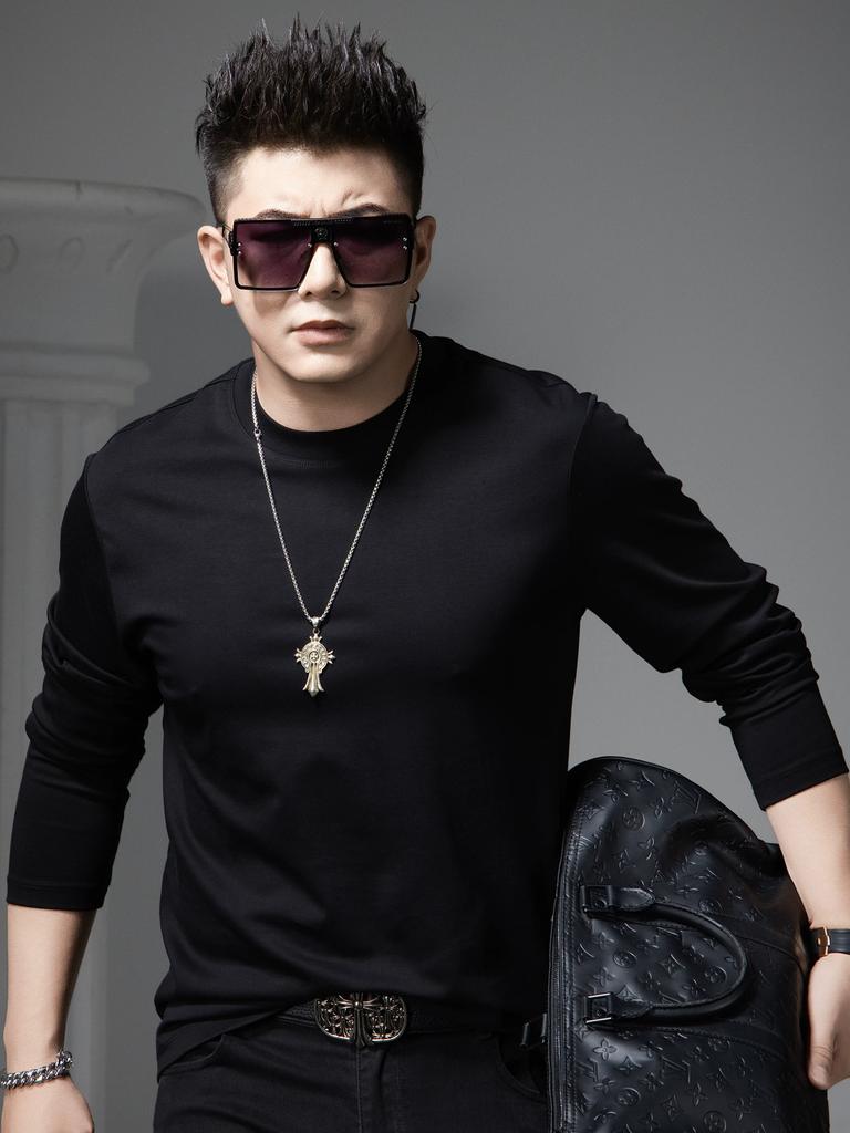 European Long-Sleeved T-Shirt Men's Round Neck Top 2025 Autumn New Trendy Versatile Solid Color Casual Base Shirt