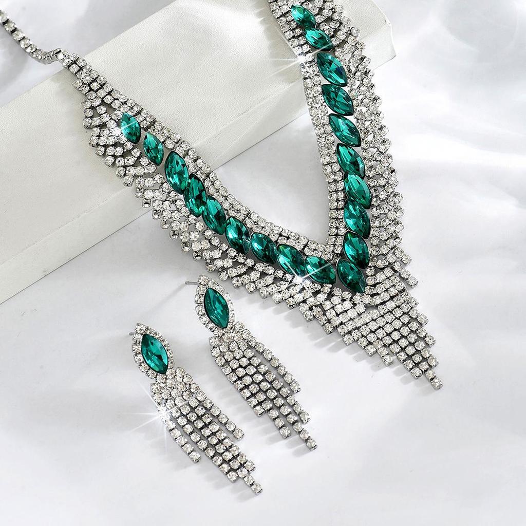 Роскошное геометрическое ожерелье с кисточкой из страз и набор серег-гвоздиков для женщин