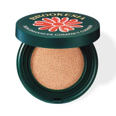 Компактная пудра-кушон для улучшения тона кожи матовая SPF 40 PA++ 12г