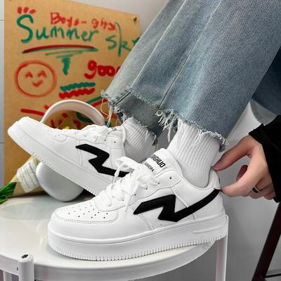 Мода 2025 Новая обувь Женская ПУ Женские вулканизированные туфли Уличные женские кроссовки На шнуровке Смешанные цвета Низкий каблук Женская повседневная обувь