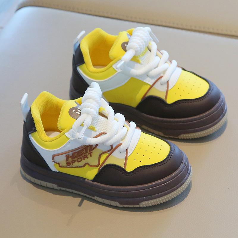 Детская спортивная обувь 2025 весна и осень повседневные кеды для мальчиков новая высокая обувь маленькие белые туфли для девочек обувь для малышей на мягкой подошве список