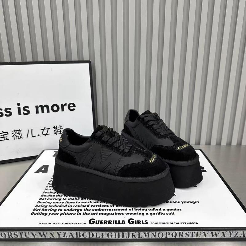 Fashion 2024 Women's Casual Sports Shoes Breathable Waterproof Wedge Thick Sole Women's Sports Shoes Leather Casual Shoes