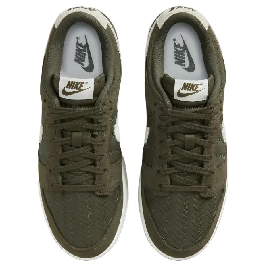 Nike Кроссовки женские Nike Dunk Low Premium SE Medium Olive Зеленые с Коричневой подошвой и Белым верхом IB6161-200