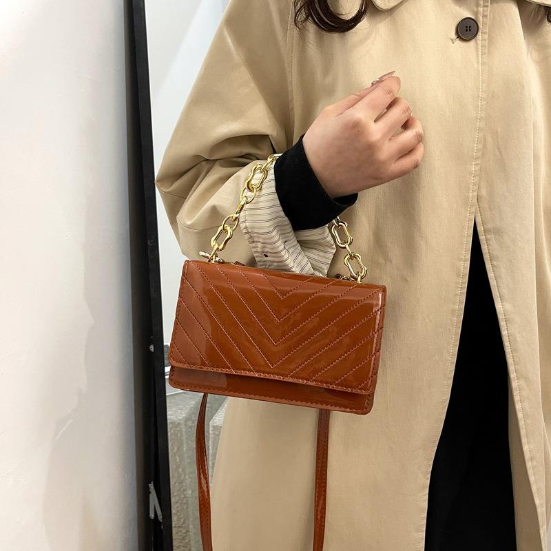 Летняя новая текстурированная маленькая квадратная сумка женская популярная модная сумка на плечо городская простая сумка-мессенджер