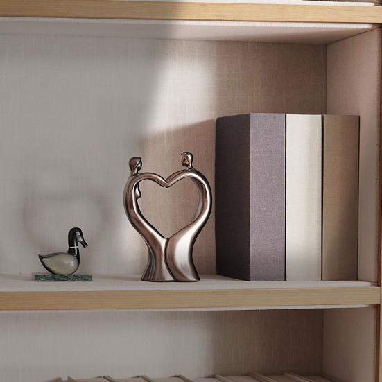 Абстрактная скульптура пары из смолы, держащаяся за руки, статуя влюбленной пары, статуэтка в виде сердца, романтический подарок для него, женщины, годовщины, девичника