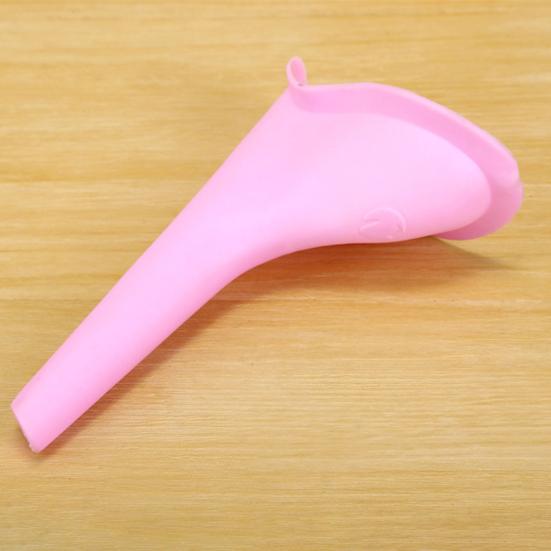 5Pcs Female Urinal Portable Reusable Easy To Clean Pregnant Women Urinating Funnel Device for Home Outdoor