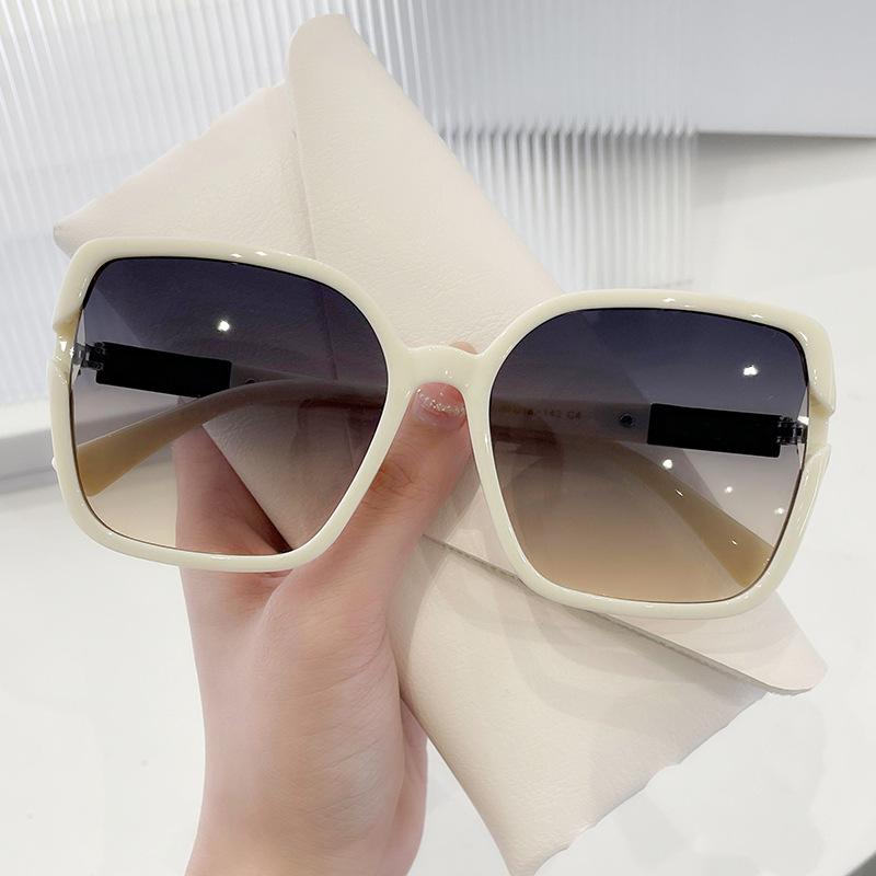 Non-polarized Vintage Square Gradient Sunglasses Women Oversized Sunglass Men Retro Black Sun Glasses Shades Goggle