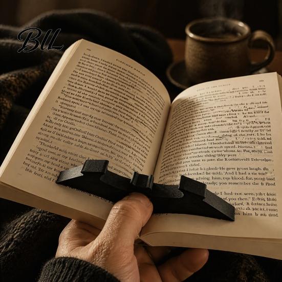 Home Reading Essentials Bat Book Page Holder, 3D Printed Gothic Style Bookmark, Commuting Gadget Lightweight Portable Spreader for And Use Dark