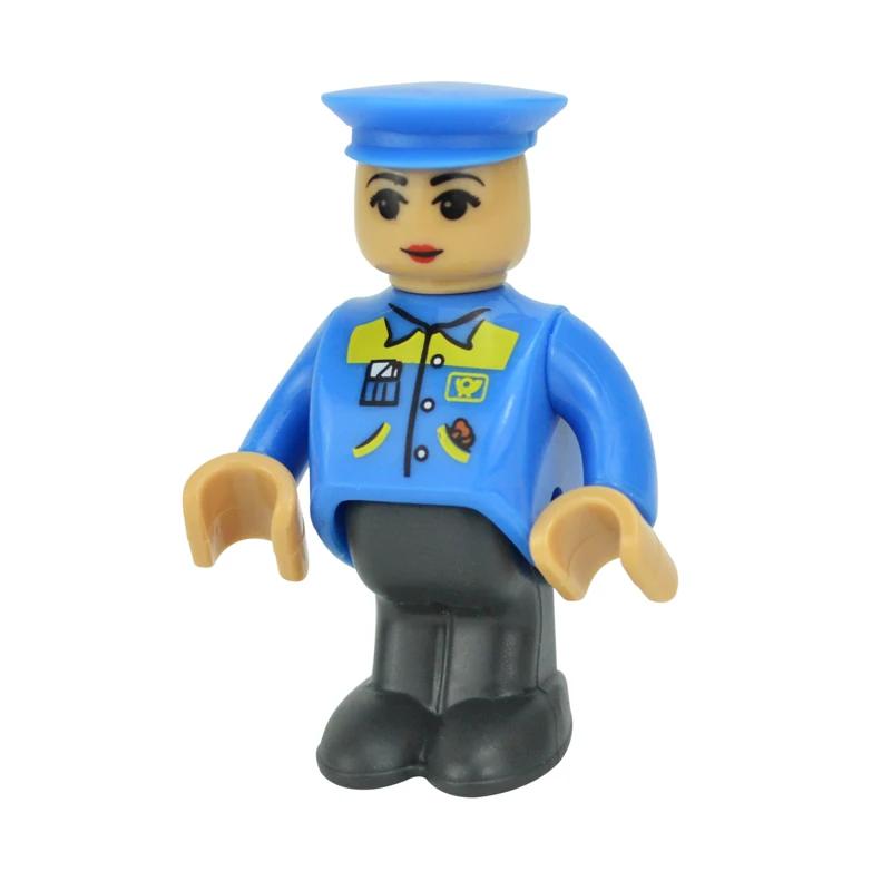 Все виды маленьких человечков, персонажи, деревянные аксессуары для железной дороги, фигурки членов семьи, рабочих, полицейских, врачей. Подходят для деревянных игрушек Biro