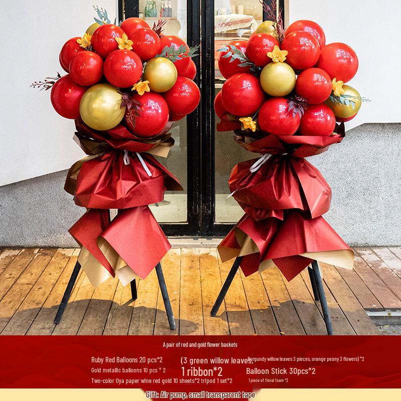 Корзина с цветами-колокольчиками для церемонии вручения дипломов и внутреннего убранства