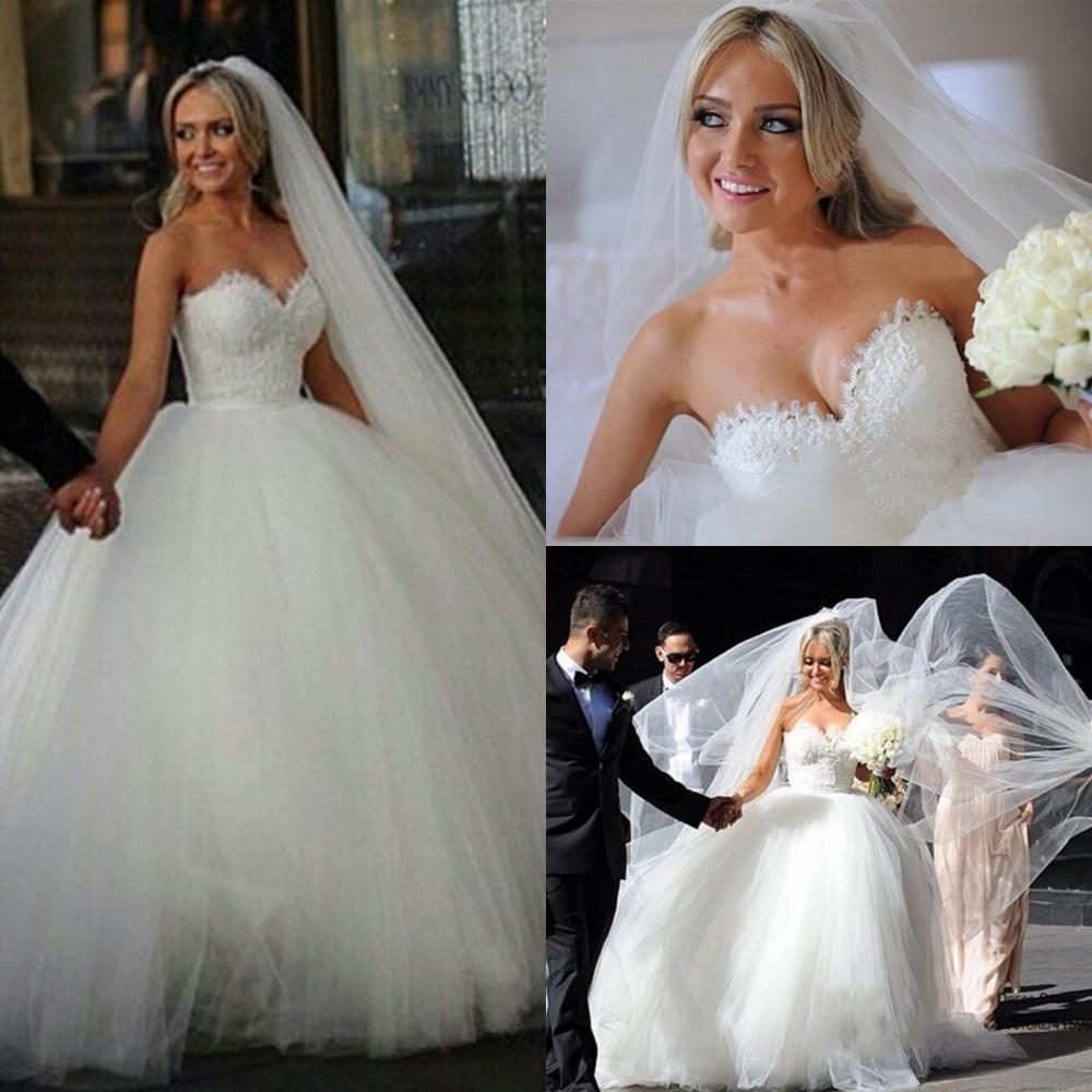 Свадебное платье в корейском стиле с тонким кружевом и бисером - длина до пола, из белого сетчатого тюля, с бретелями сзади