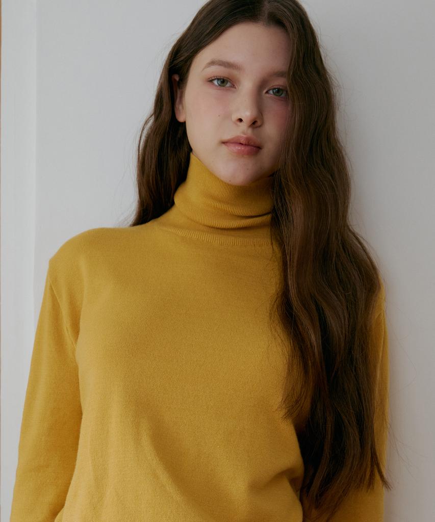 ODER Viscose Turtle Pullover - Mustard