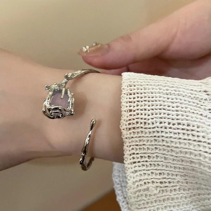 Модный металлический браслет с фиолетовой розой, новый дизайн 2023, крутой стиль, аксессуары для вечеринок, украшений ручной работы