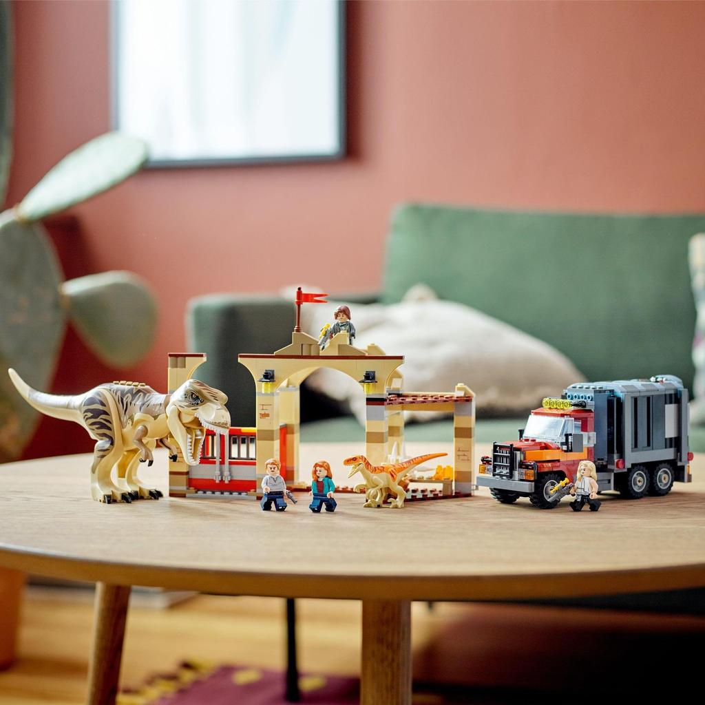 LEGO Jurassic World Toy Dinosaur and Great Escape Рождественский подарок Рождество 76948 Подарок на блок Kyoryu Truck Мальчики Девочки 8 лет и старше T-Rex