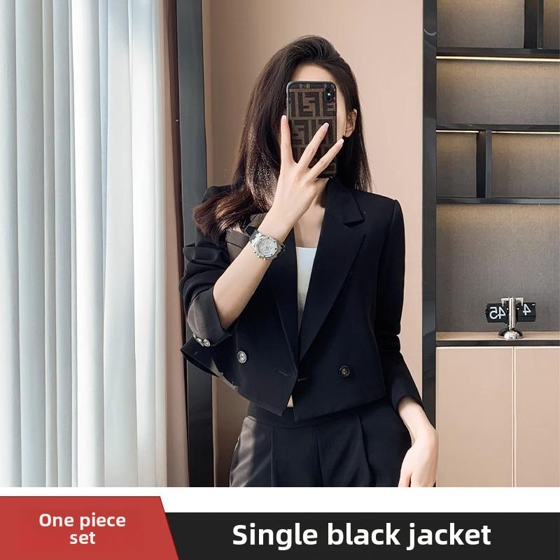 Женский короткий костюм: Новый осенний стиль, модный образ класса люкс, повседневная уличная одежда, элегантная профессиональная куртка