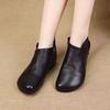 Обувь для мам, бархатные хлопковые туфли, женская обувь, удобные теплые кожаные хлопковые сапоги, зимние новые 2024 года, нескользящие короткие сапоги для людей среднего и пожилого возраста