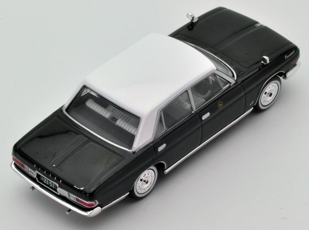 Tomica Limited Vintage Nissan President Модель для проката Готовое изделие 1/64 LV-160a (Nihon Kotsu)