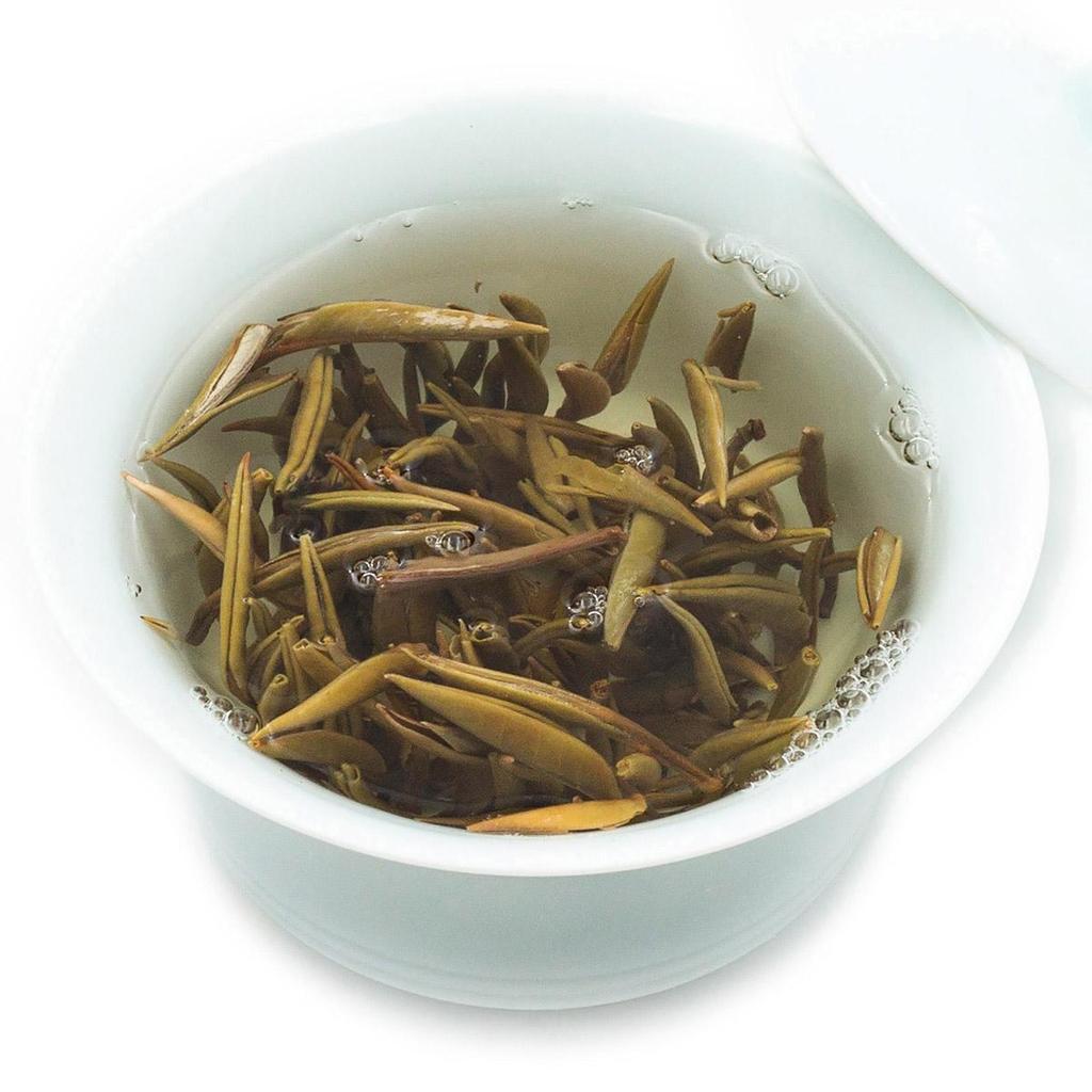 Yunnan Silver Needle White Tea Bai Hao Yin Zhen