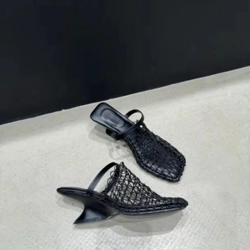Fashion Women Slippers 2024 Summer Flat Female Breathable Sandals Branded Designer Women Roman Sandals Mesh Mule Slippers Slides Women