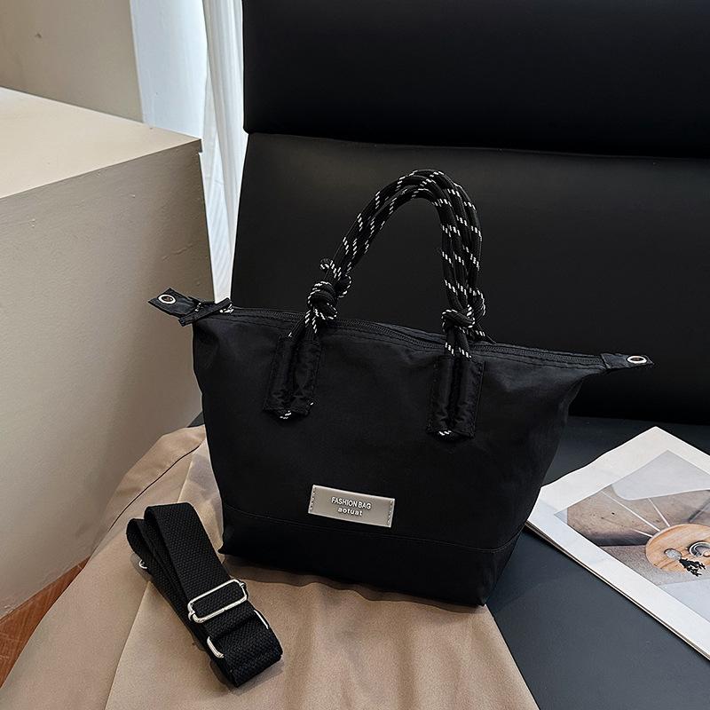 Autumn And Winter Large-Capacity Work Commute Handbag Bag Women'S Fashion Nylon Bag Casual Shoulder Messenger Bag