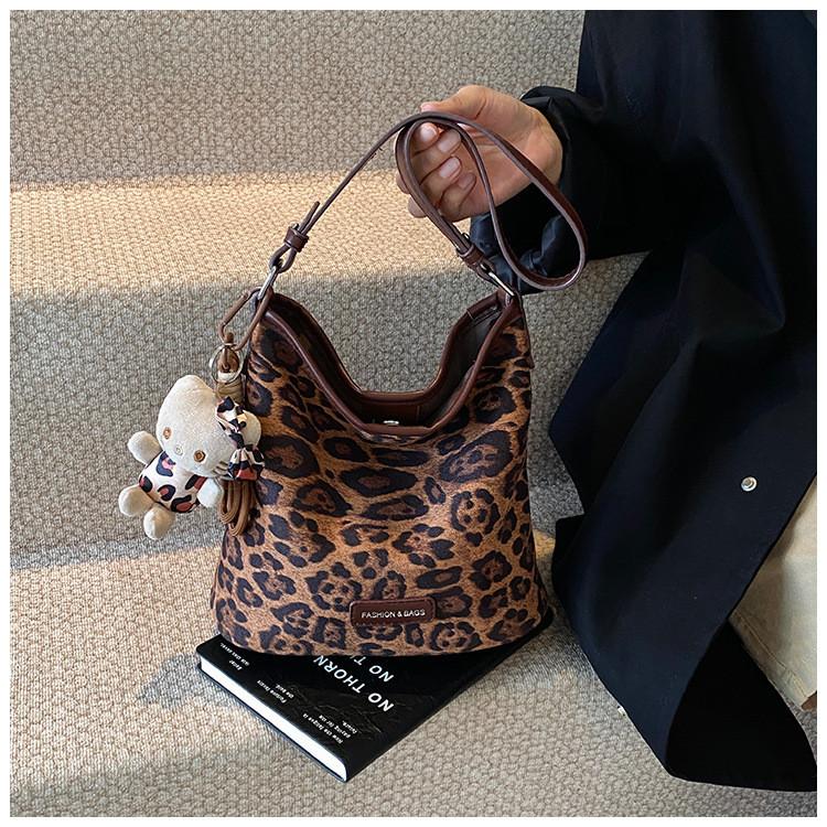 Ielgy Large-Capacity All-Match One-Shoulder Tote Bag Autumn Winter Retro Niche Leopard Print Cross-Body Commuter