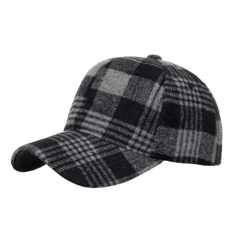 Classic Plaid Print Baseball Cap Unisex Plaid Outdoor Casual Cap Autumn Winter Adjustable Peaked Cap