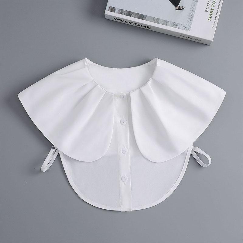 New Fake Collars Woman Vintage Half Shirt False Collar Woman Embroidery Detachable Lapel Collar Faux Col Accessories