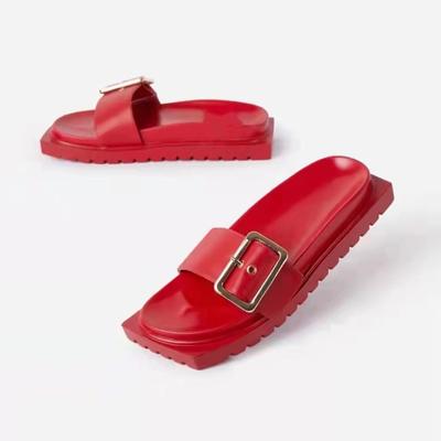 Женские тапочки с квадратной пряжкой, блестящие красные, черные, с квадратным носком, женские тапочки, лето 2024 г., на платформе, на среднем каблуке, шлепанцы, пляжная обувь