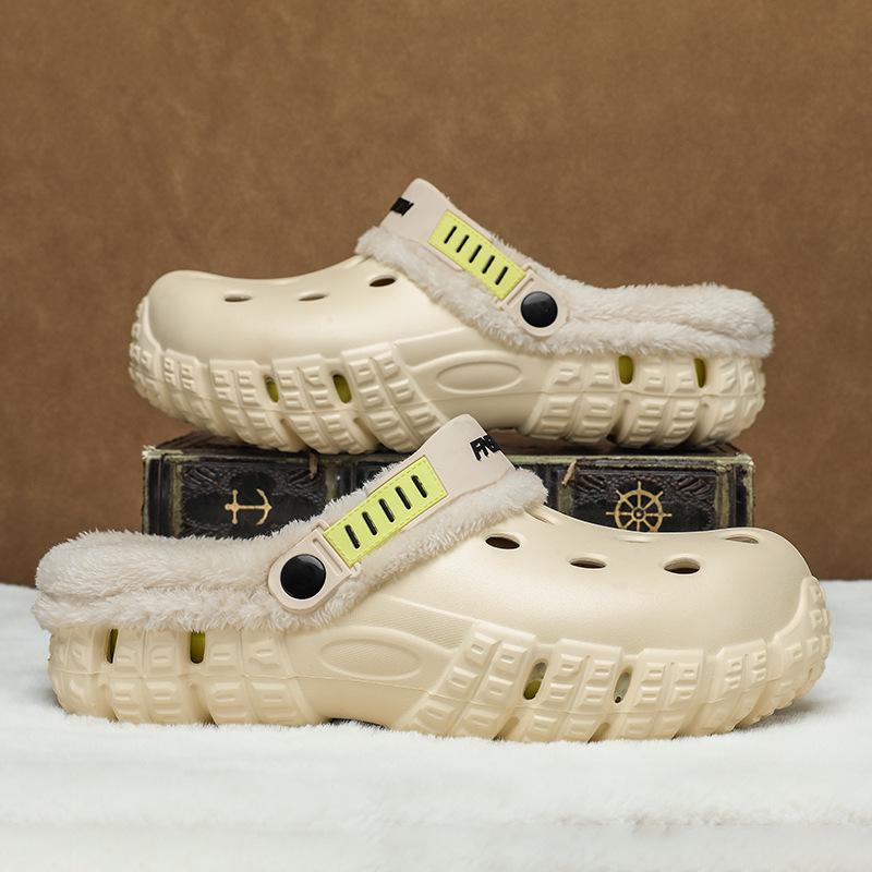 Мужские зимние тапочки с закрытым носком на флисовой подкладке: Плотный, теплый и удобный для использования на открытом воздухе