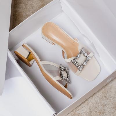 2024 Большой размер 43 Сандалии на толстом каблуке с квадратной пряжкой 2024 Новые сандалии на среднем каблуке со стразами Сандалии на толстом каблуке Летняя женская обувь