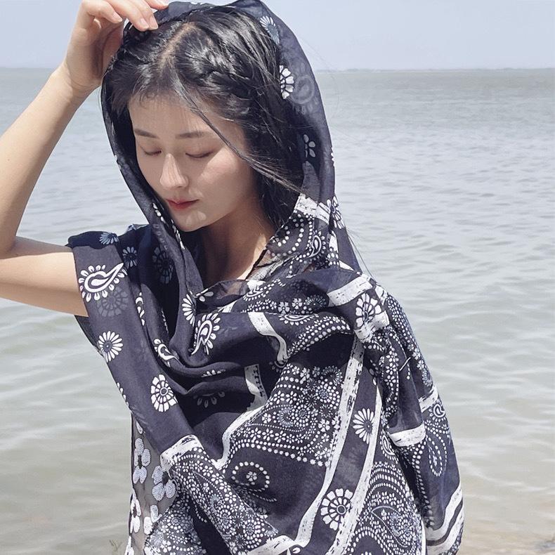 Fashion Luxury Brand Ombre Big Floral Tassel Viscose Shawl Scarf Lady Soft Thin Beach Wrap Pashmina Stole Bufandas Muslim Hijab