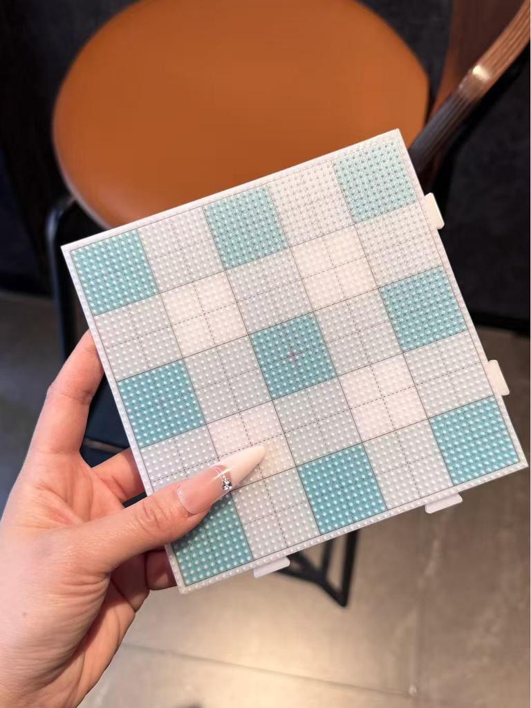 True Extended Pegs: High-Temperature Resistant Bead Peg Board, 78 Durable Pegs, 2.6mm Thick Chessboard