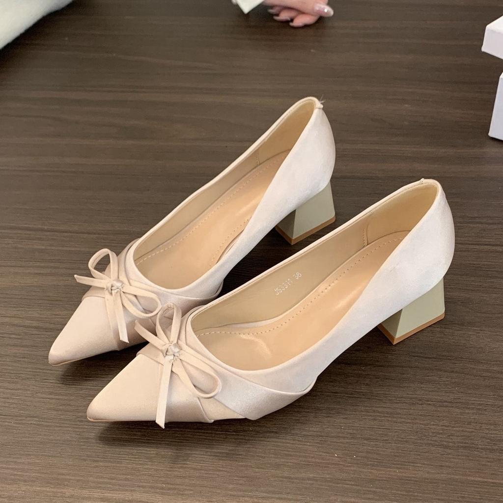Темпераментные атласные туфли-лодочки с острым носком женские весенне-осенние милые с бантом с открытым верхом офисные туфли на высоком каблуке