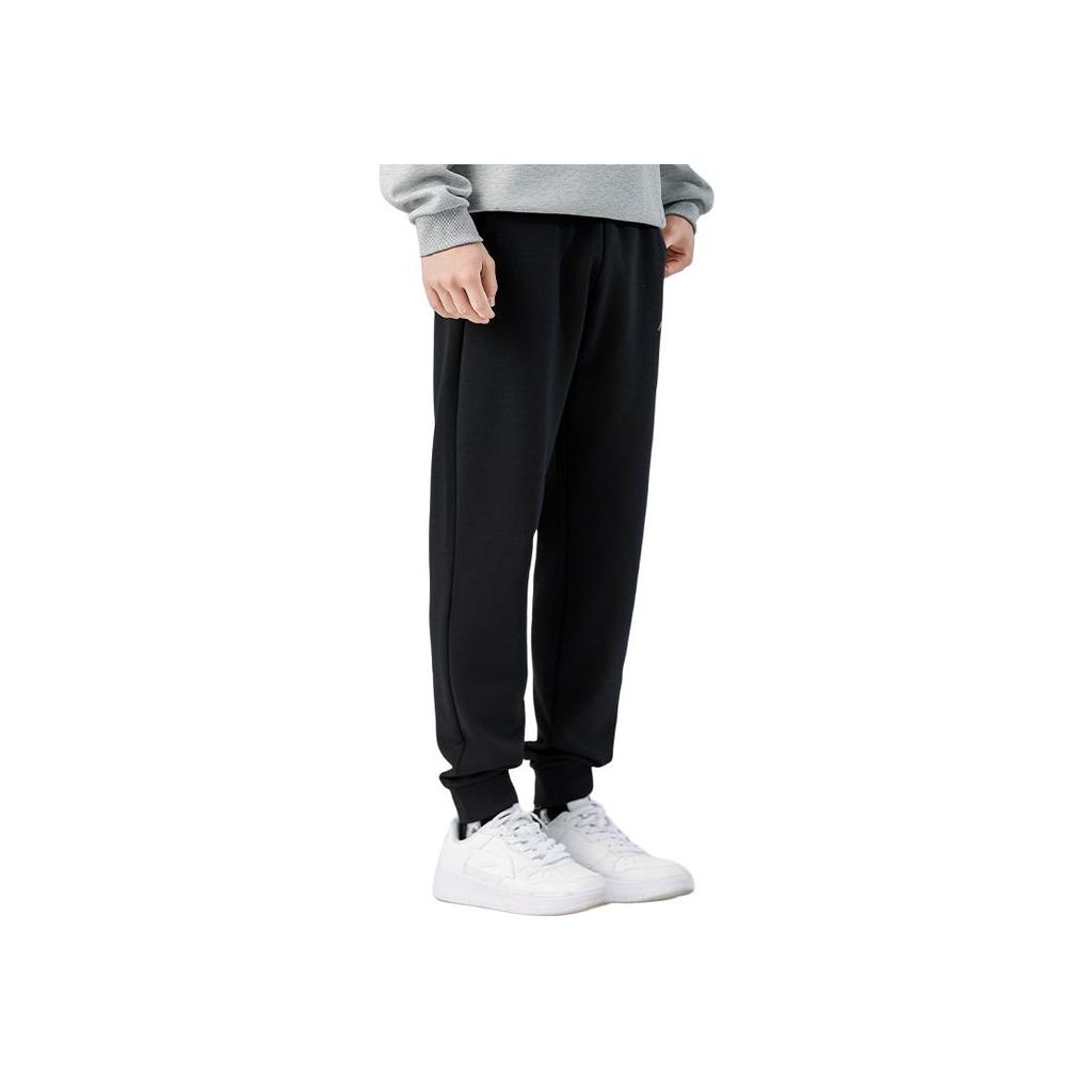 Li Ning Sports Lifestyle Series однотонные свободные брюки с манжетами, влагоотводящие, дышащие, повседневные брюки для мужчин, черные AKLTE51-1