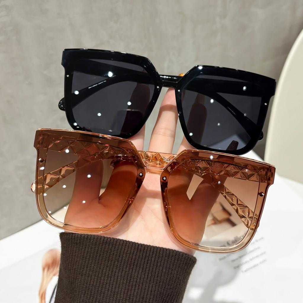 Large frame square sunglasses new anti-ultraviolet trend fashion Internet celebrity versatile personality advanced sunglasses men and women