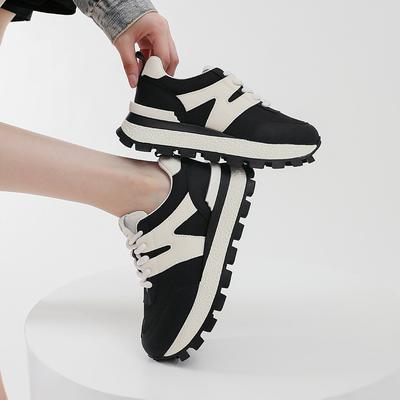 Женская обувь – Кроссовки